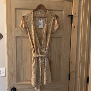 New with Tags XS Roxy yellow floral wrap dress